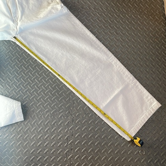 MOTHER Snacks The Fun Dip Utility Puddle jeans in Sticky Rice - Picture 15 of 16